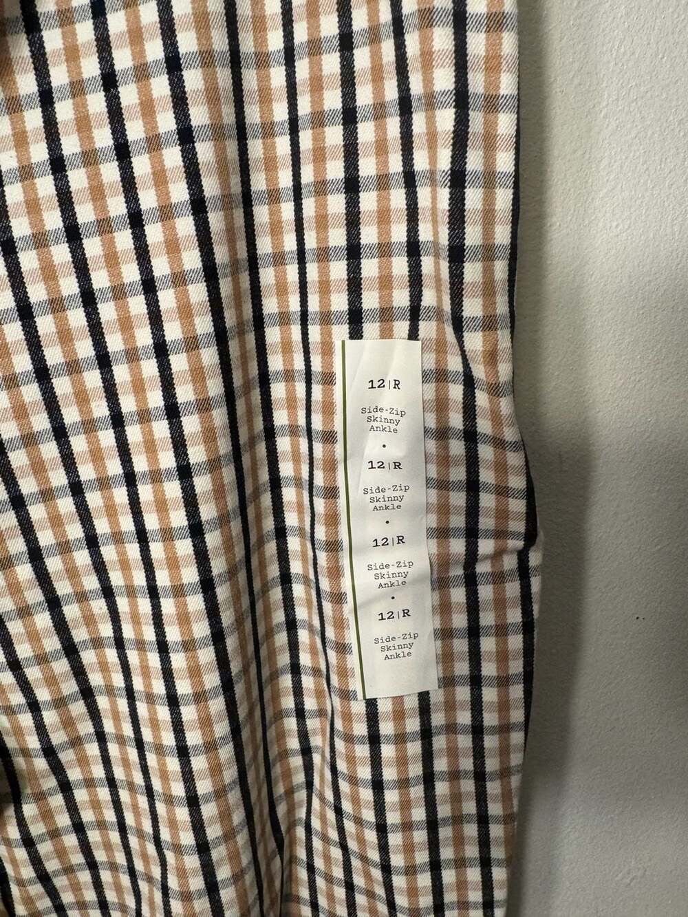 A New Day Women's Plaid Skinny Ankle Mid-Rise Side-Zip Trousers Size 12R - Picture 7 of 7